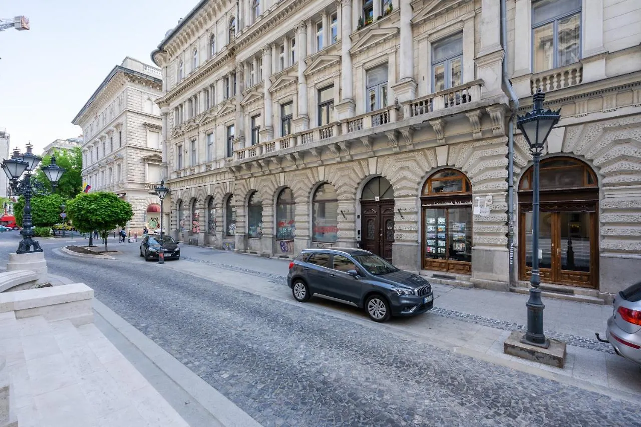 Opera Luxury Apartment With Free Parking Budapeşte Macaristan