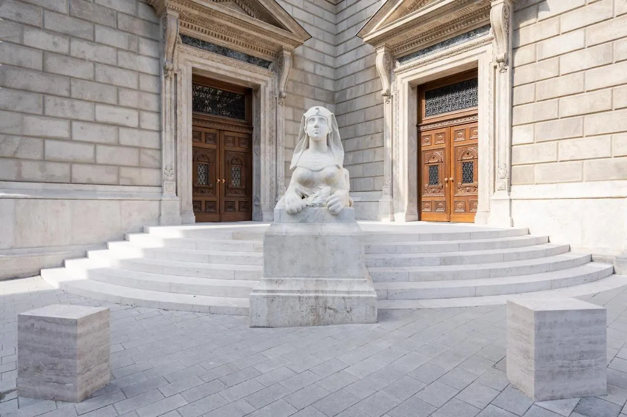 Opera Luxury Apartment With Free Parking Budapest