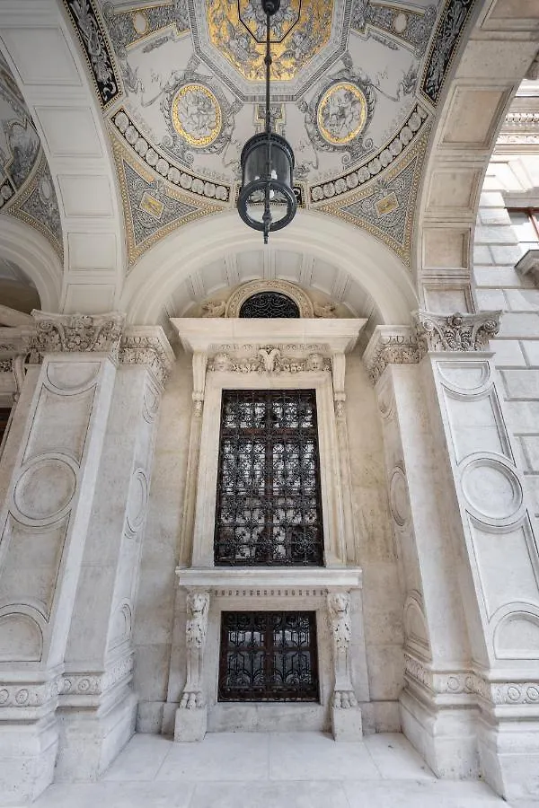 Opera Luxury Apartment With Free Parking Budapest